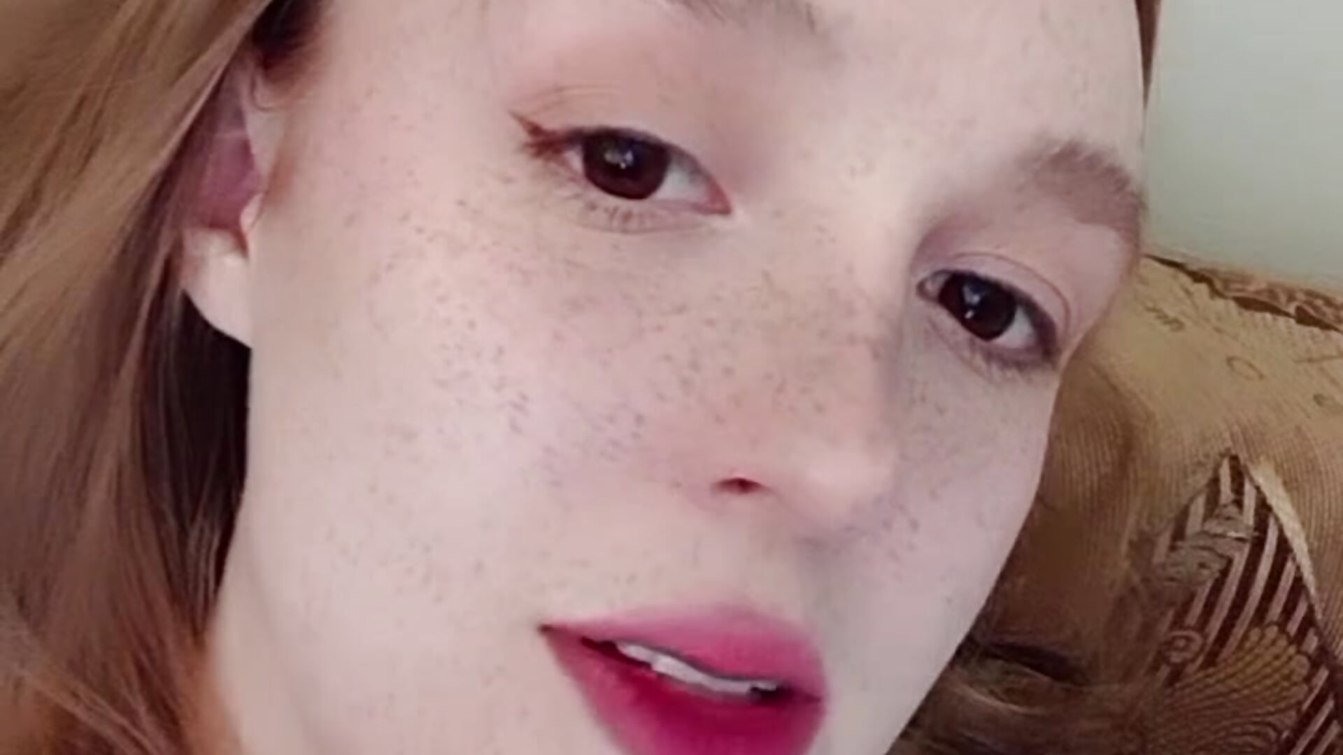 meow - vídeo de KatrinaFlam