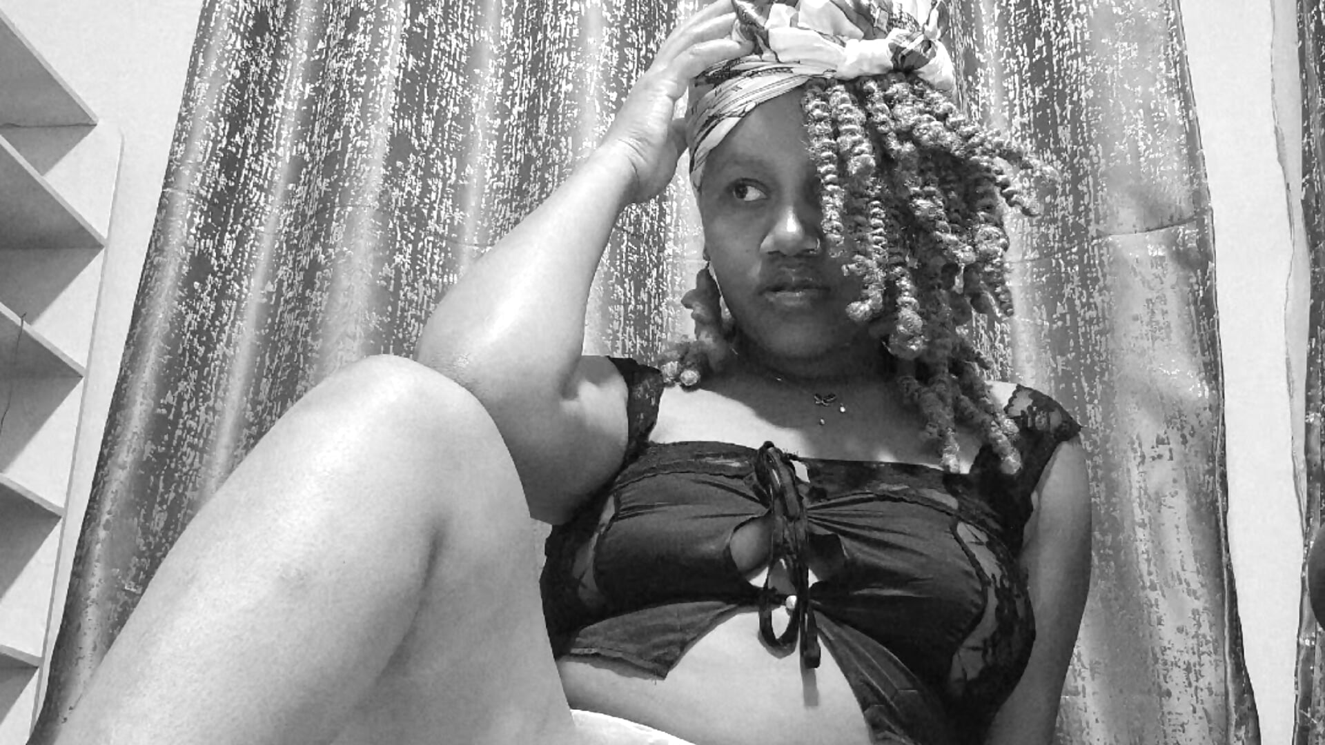 2026-01-04-111514883.mp4 - video oleh model kamera SquirtQueen222