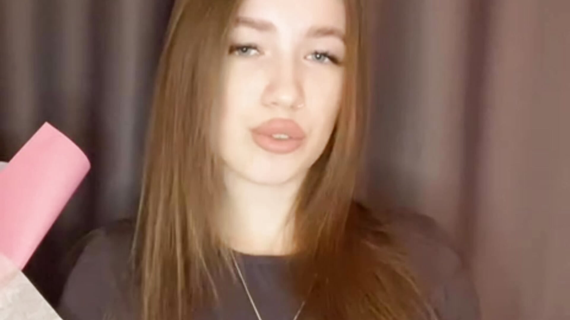 kiss - vídeo de Diana_twerk modelo de câmara