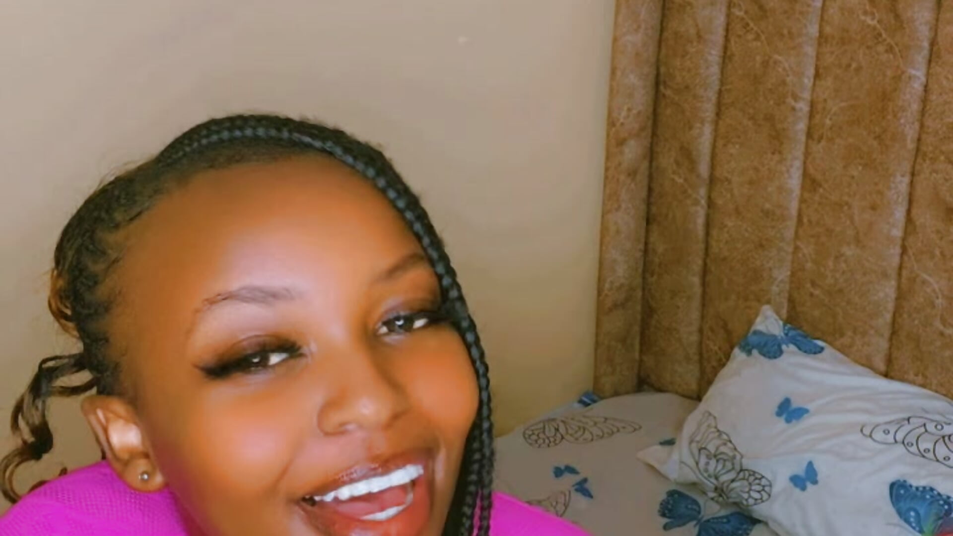 Valentine’s Day 🩷 - video của người mẫu cam Cherrygleam