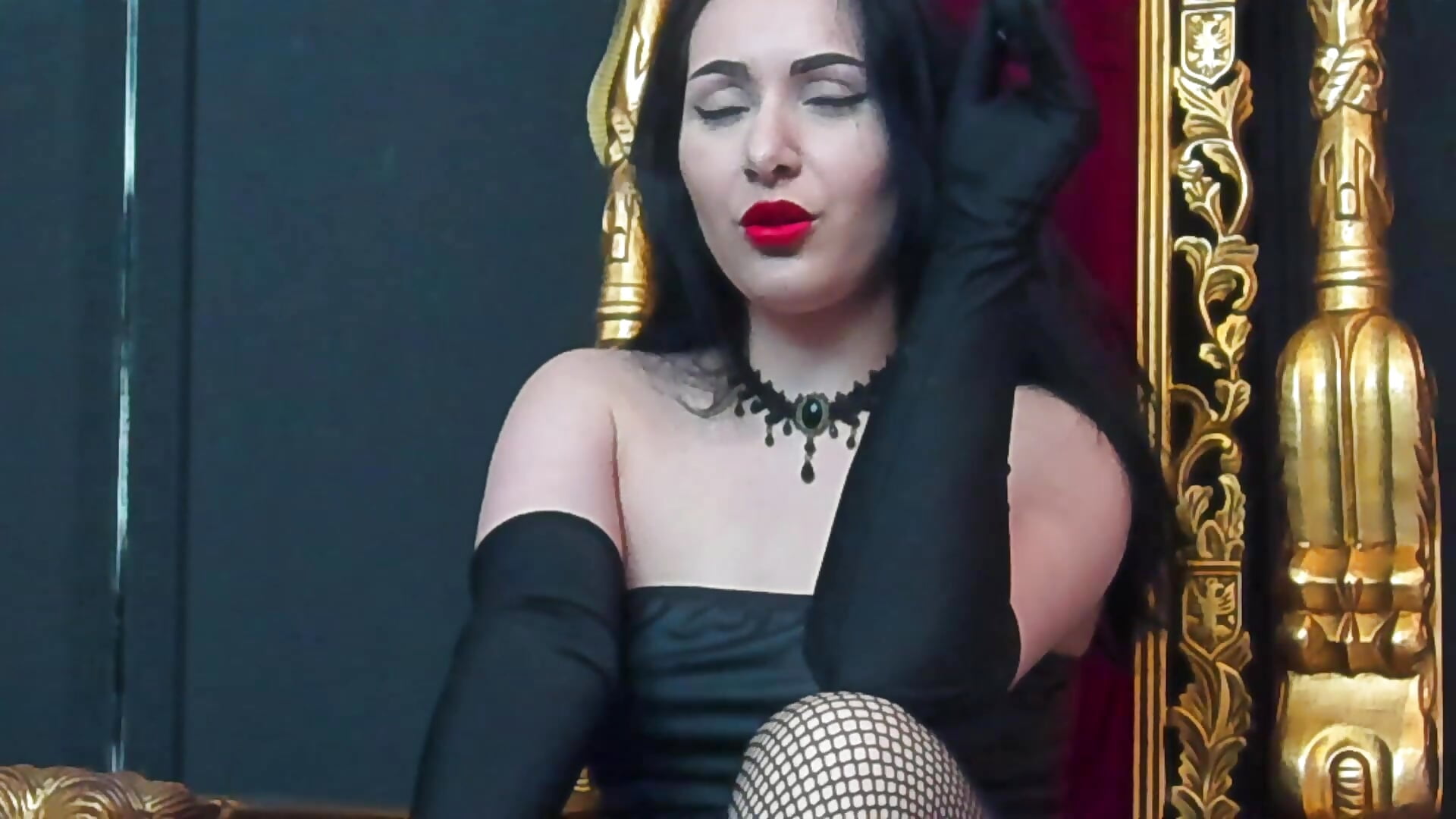 smoking&gloves&boobs