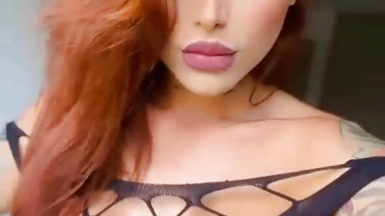 FACE♥ - video by Ela_Doll_ cam model