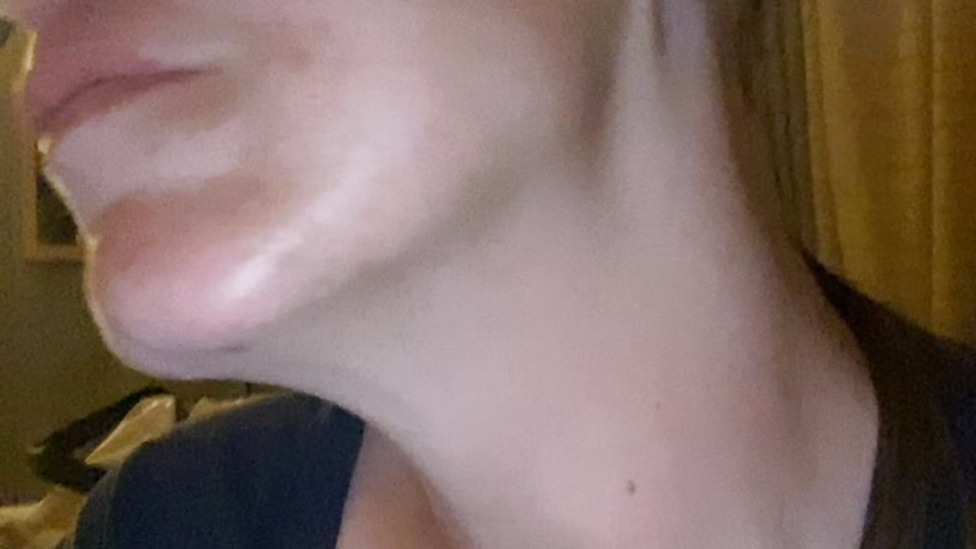Open maken de vrouw… - video by KikiDenhaag cam model