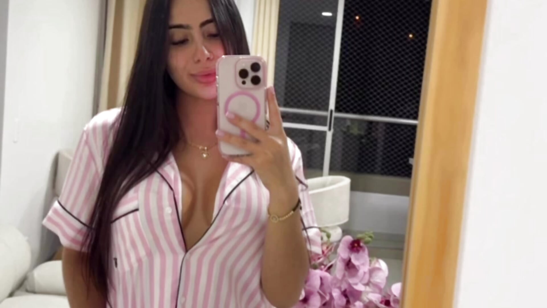 Sundays💗🌸✨💘💘💗🌸 - video by ValeryR_ cam model