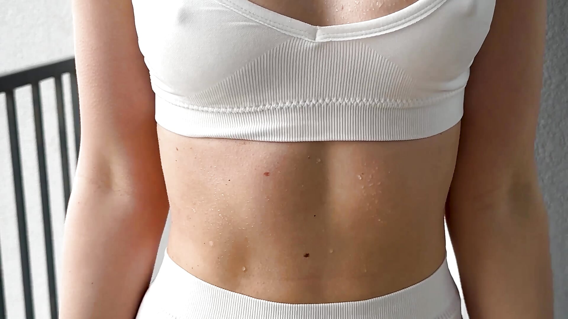 Wet - video van Healing_Hottie cam-model