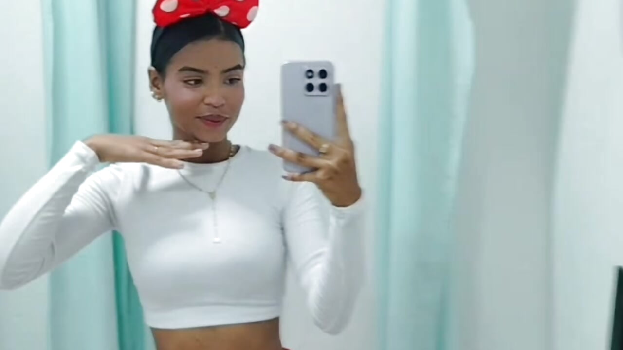 Video de WhatsApp 2025-11-01 a las 19,46,37_9b56b855 - video by _carol_smith_ cam model