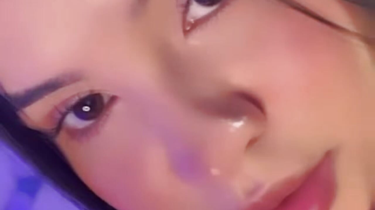 kiss me!♥ - video by Hanna__Becker_ cam model