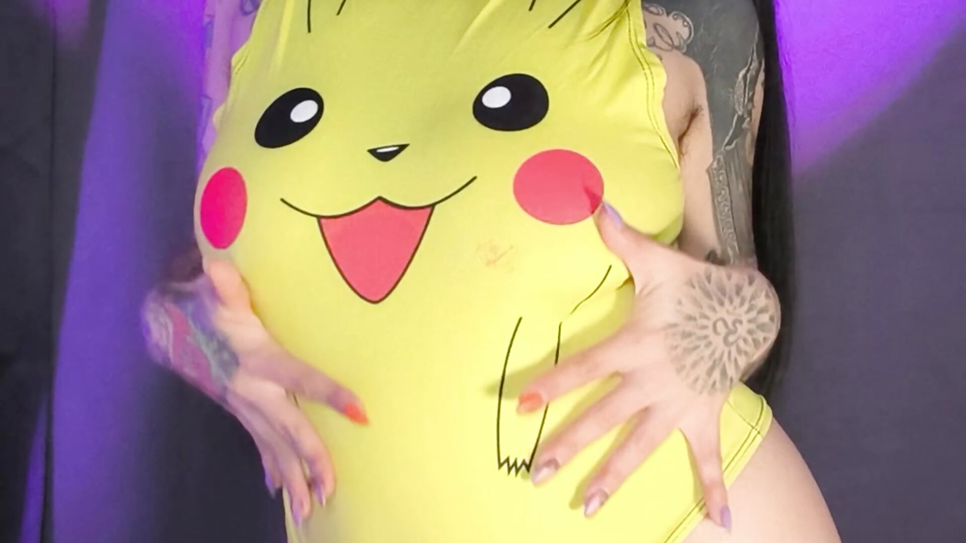 🔋 Pikachu ✨ - video by NinaInk cam model