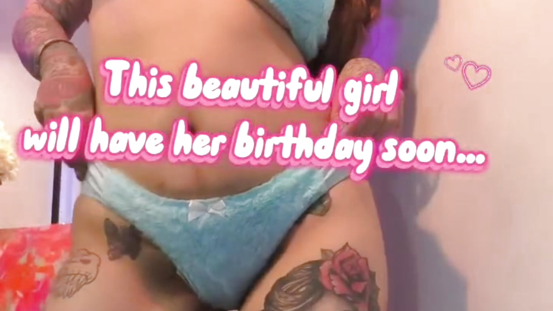Let's celebrate my birthday together... 🎂🎉 - Vídeo de NinaInk, modelo de vídeos
