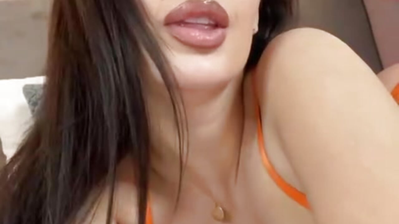 Kisses ! - video by AlmaLuv cam model