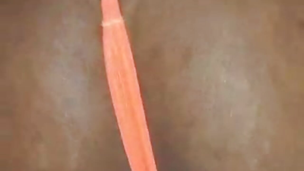 Rebolando de vestido - video by Indiazinhax cam model