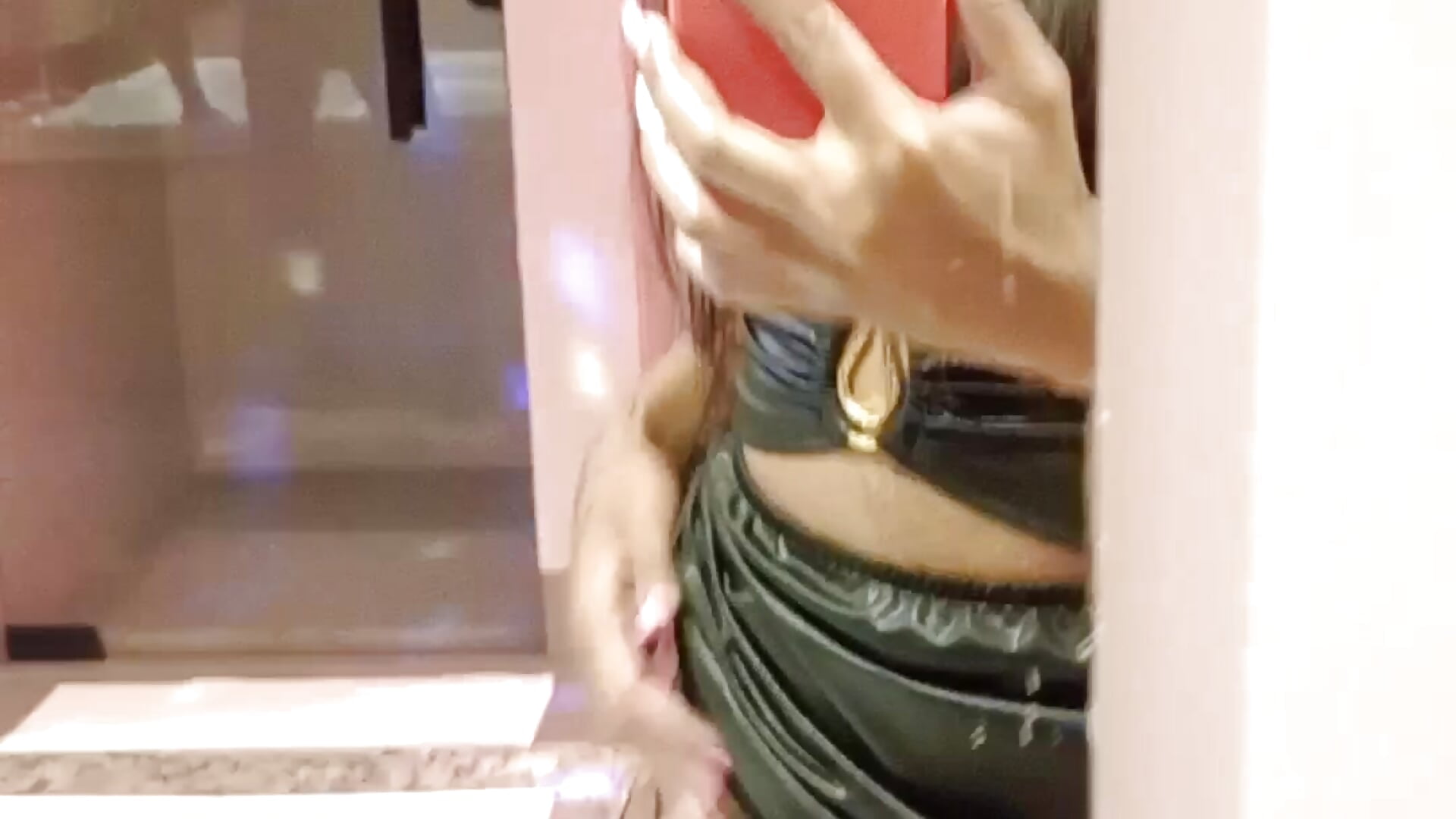 Sensualizando no espelho - video by Indiazinhax cam model