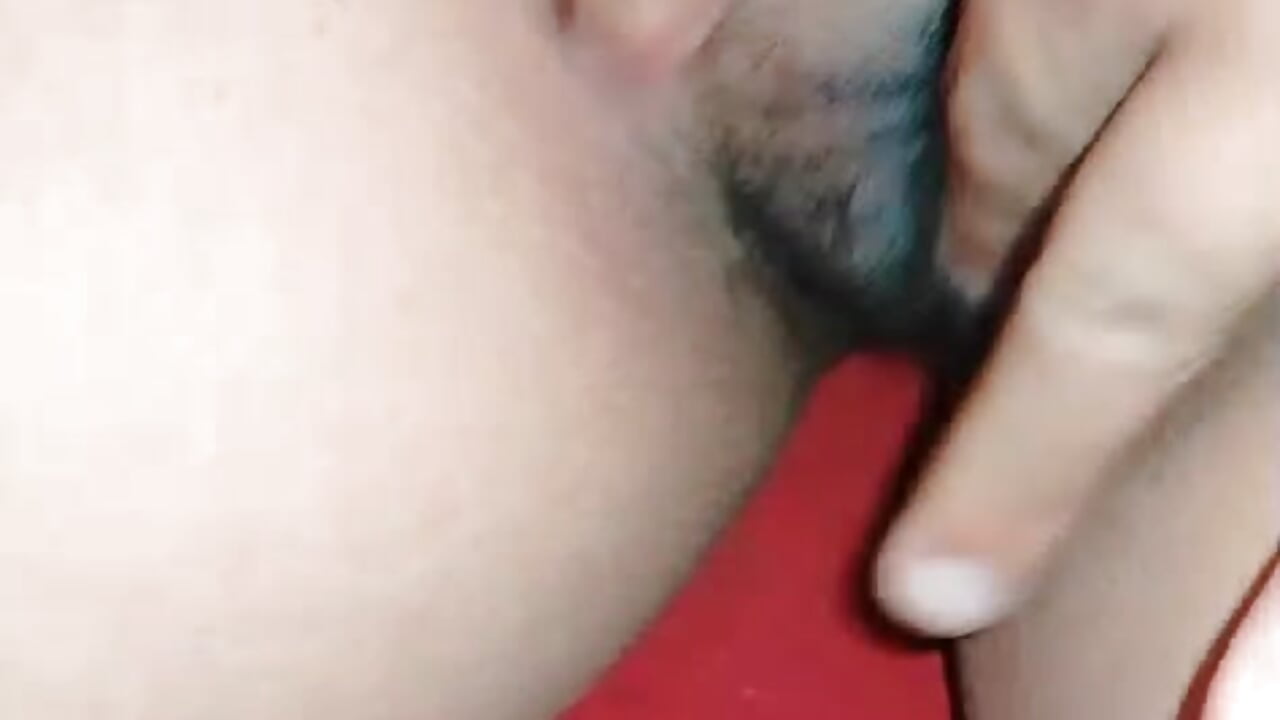 In the hot 🔥and hairy chair I touch myself😈– MagaliExequiel kameramodell videója