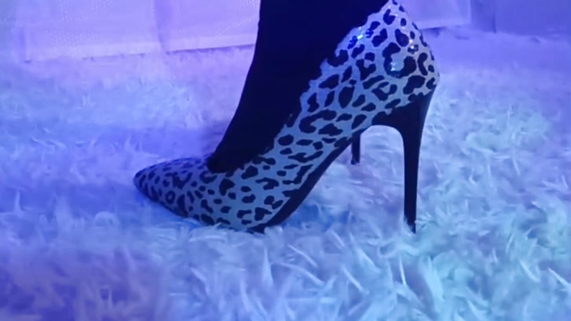 I bought myself some high-heeled shoes - Video von Annaweb Cam-Model