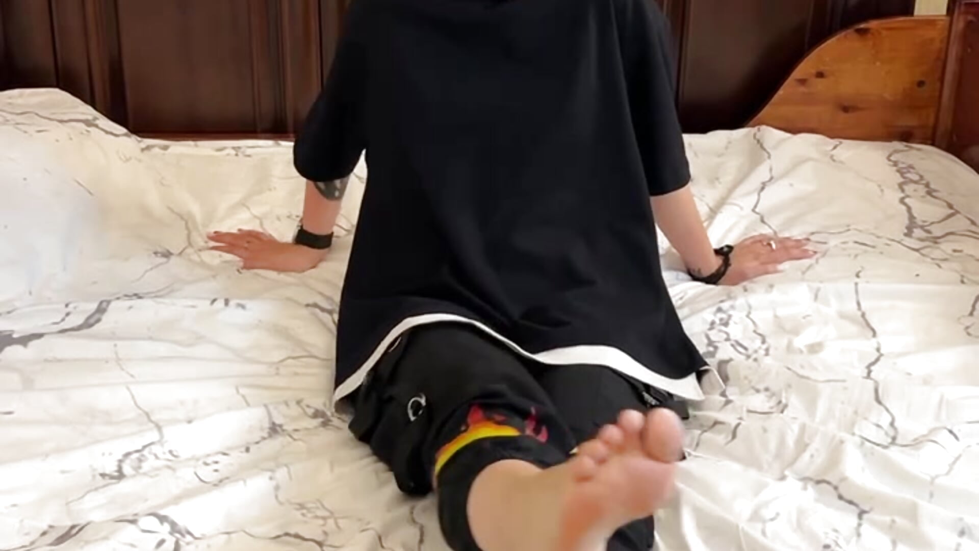 My feet^^ – video af Meridaj