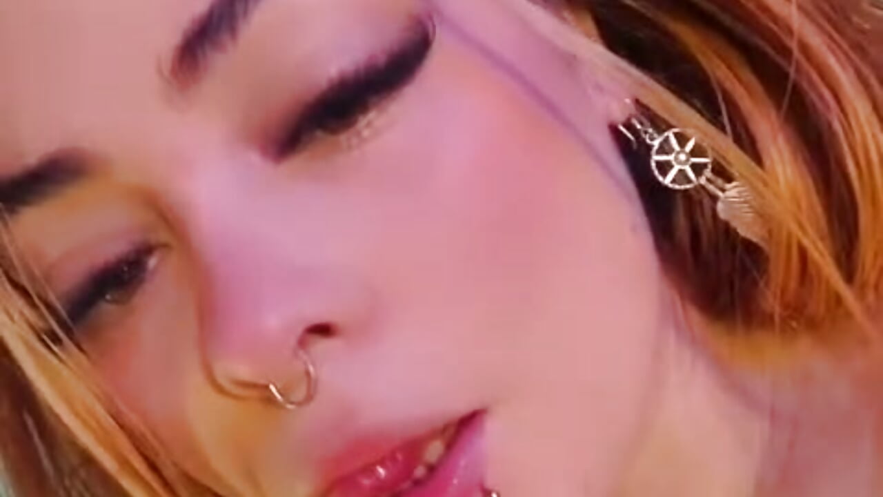 Hey - video av Layna_cold cam-modell