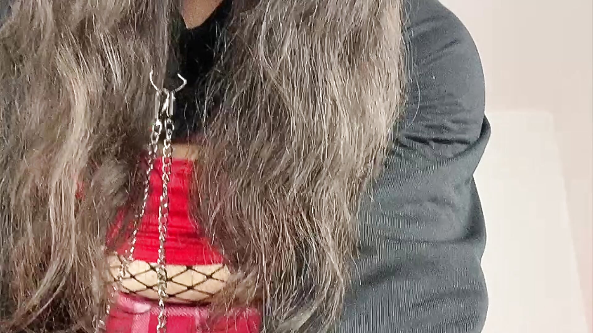 Bajo la falda - video by paula_kawaiifu_ cam model