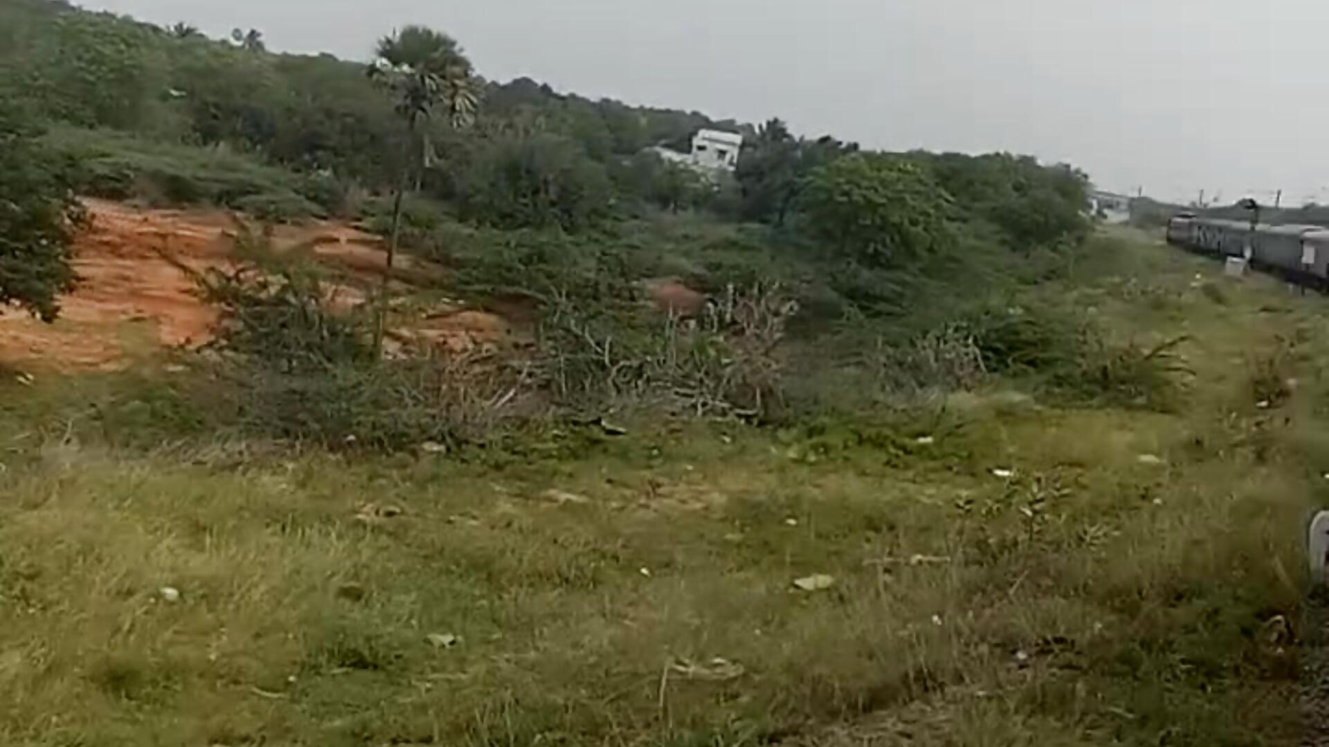 In Kerala Tour View From Train Travel－カメラキャストのPVNRAO0831の動画
