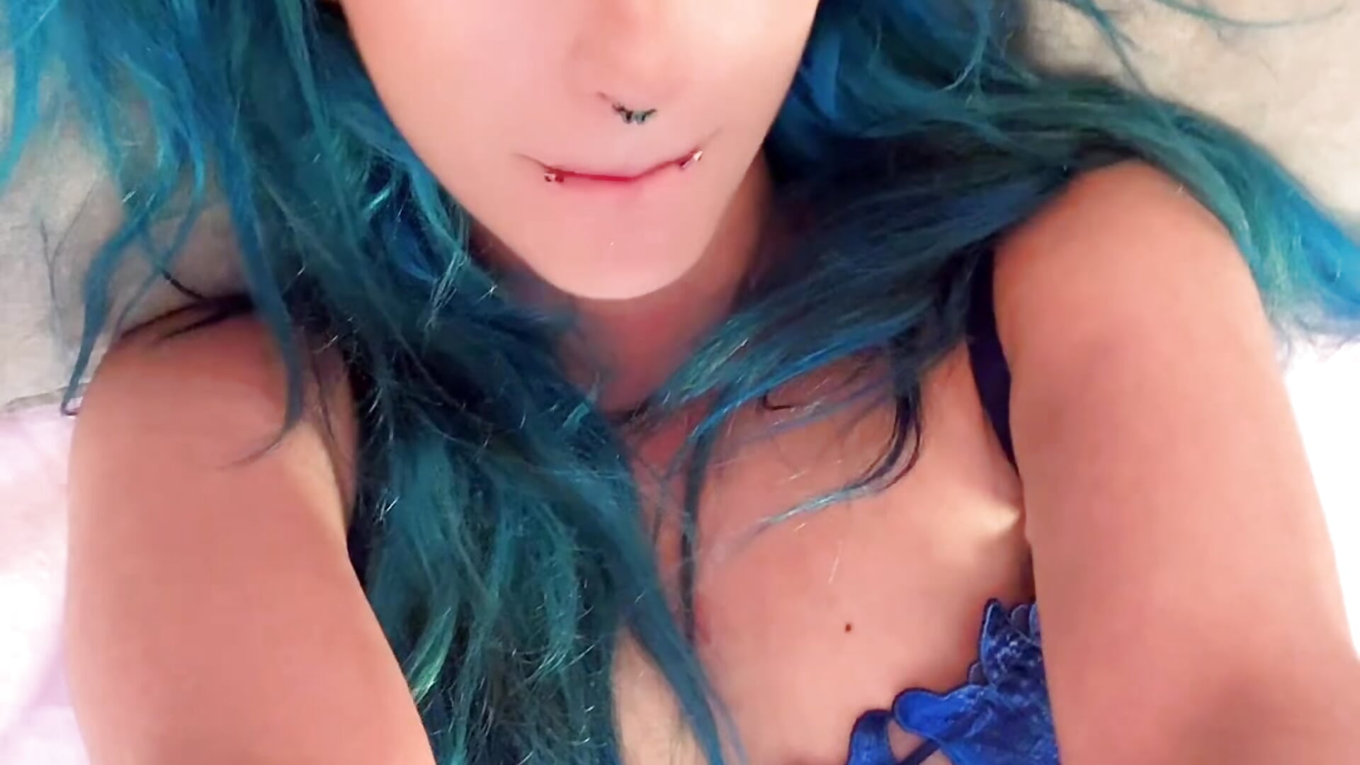 Do you want to find out how naughty I can be with you? #fetish #orgasms #wet #latina 🔥 - video by Lunapage cam model