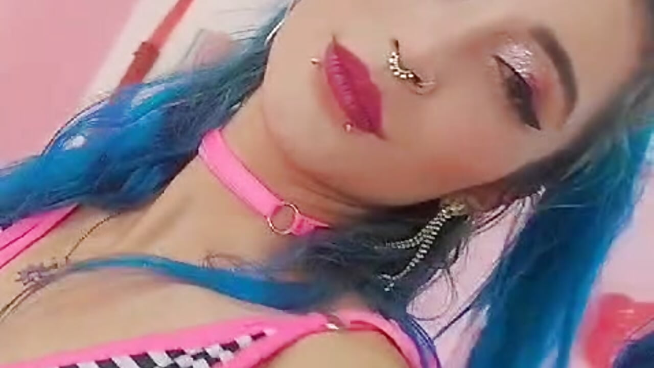 Take a look ... #dance #skinny #young - video by Lunapage cam model