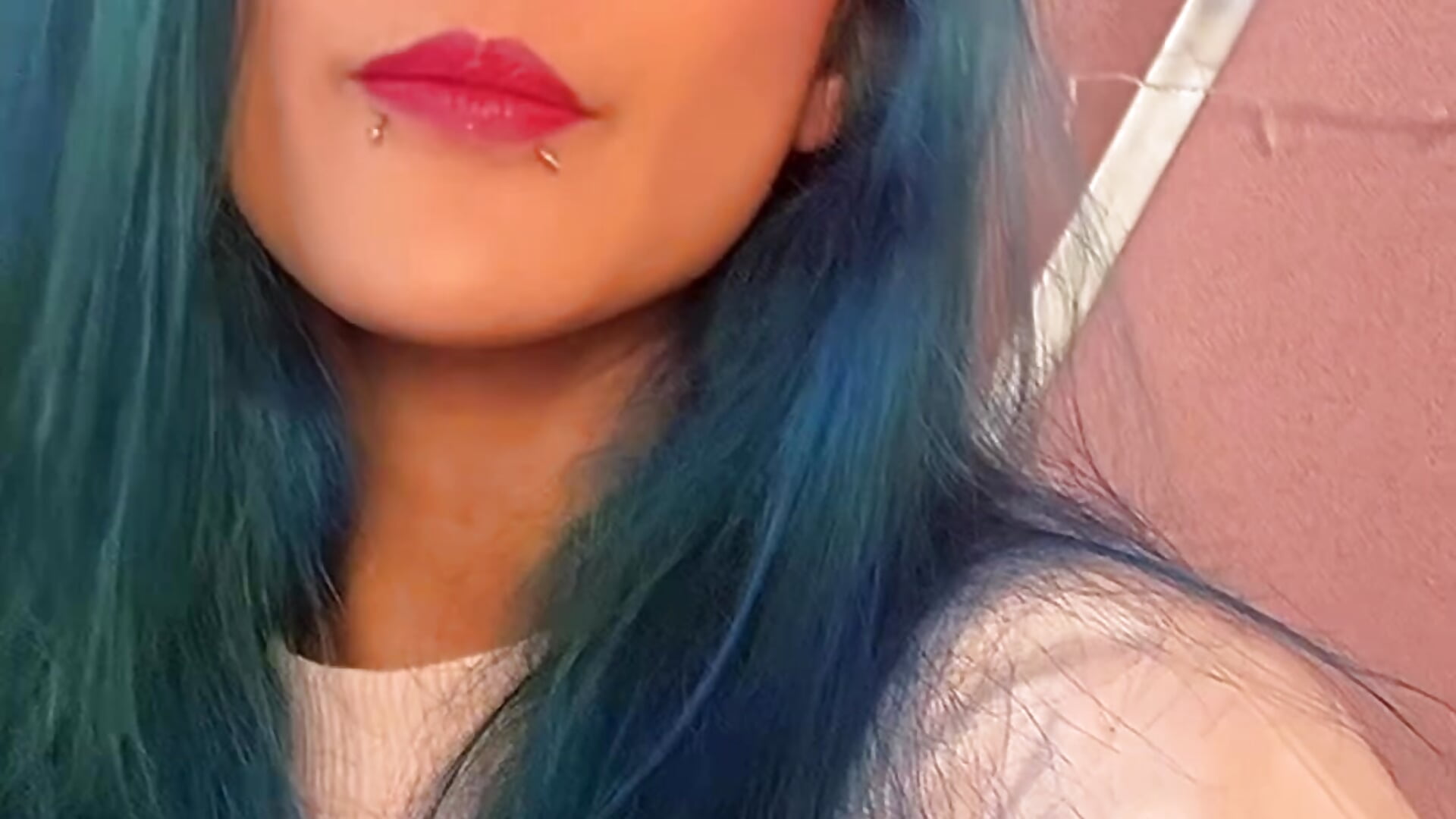 More casual? #pink #love #fun 🥰💙🌙 - video by Lunapage cam model