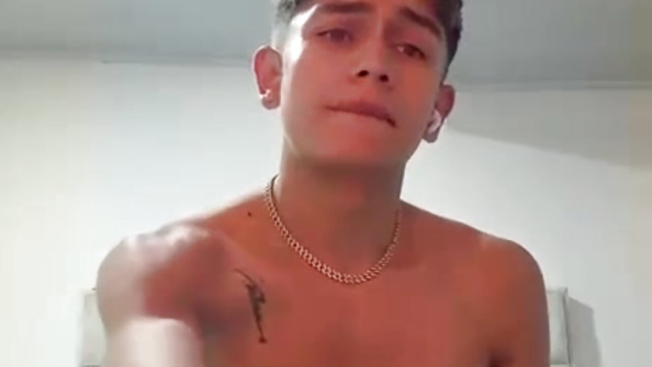 Jack masturbates and touches his body then makes cum on his chest