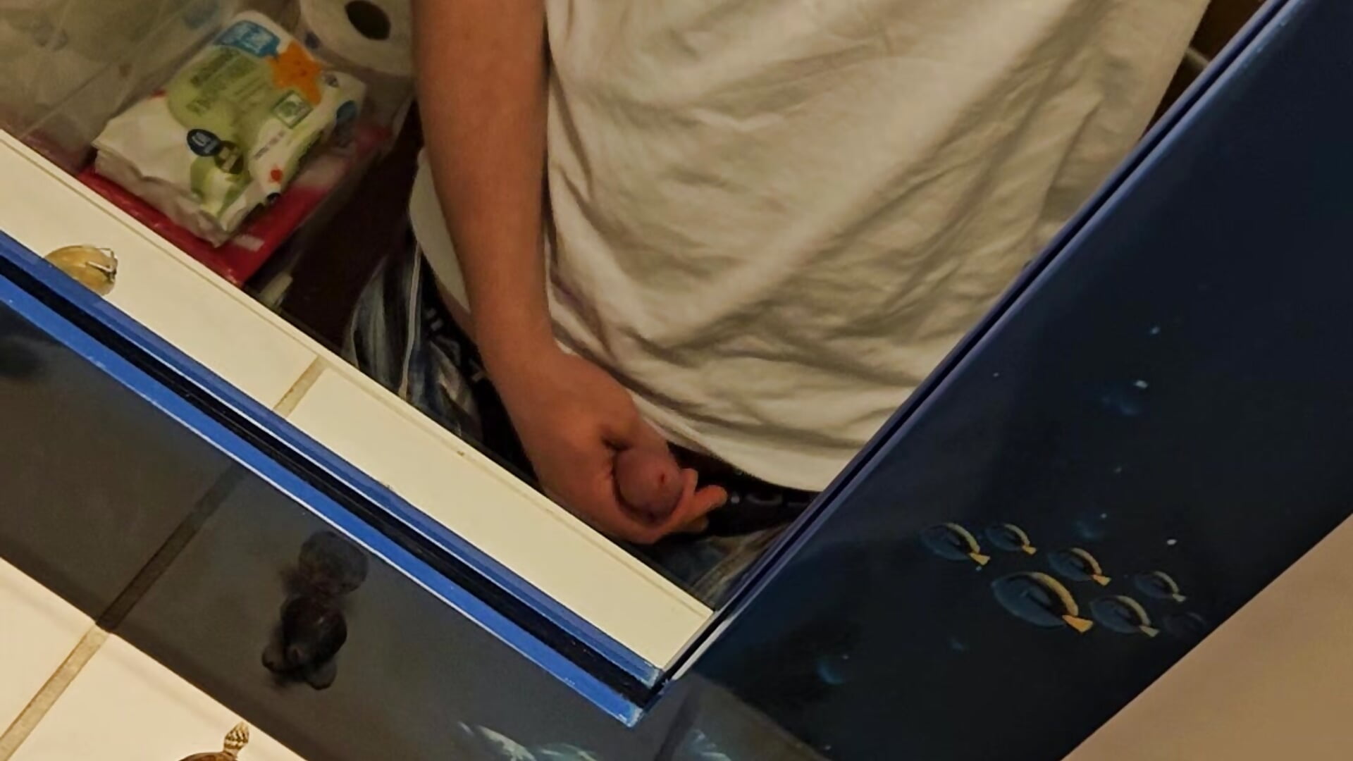 Heimliches Penisrubbeln🤤🫣 — filmik deinteenboyforenjoy, modela(-lki) na kamerkach