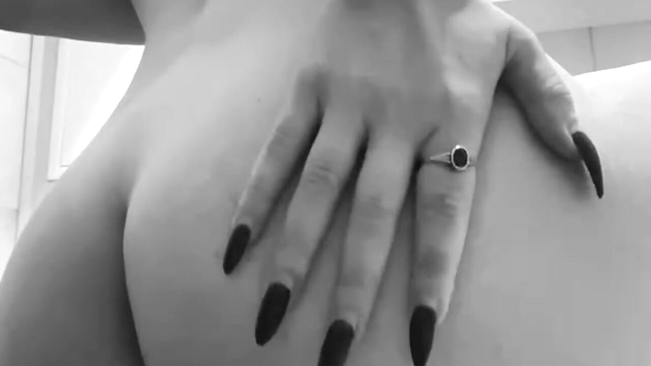 Ass massage - video by VioletCatt cam model