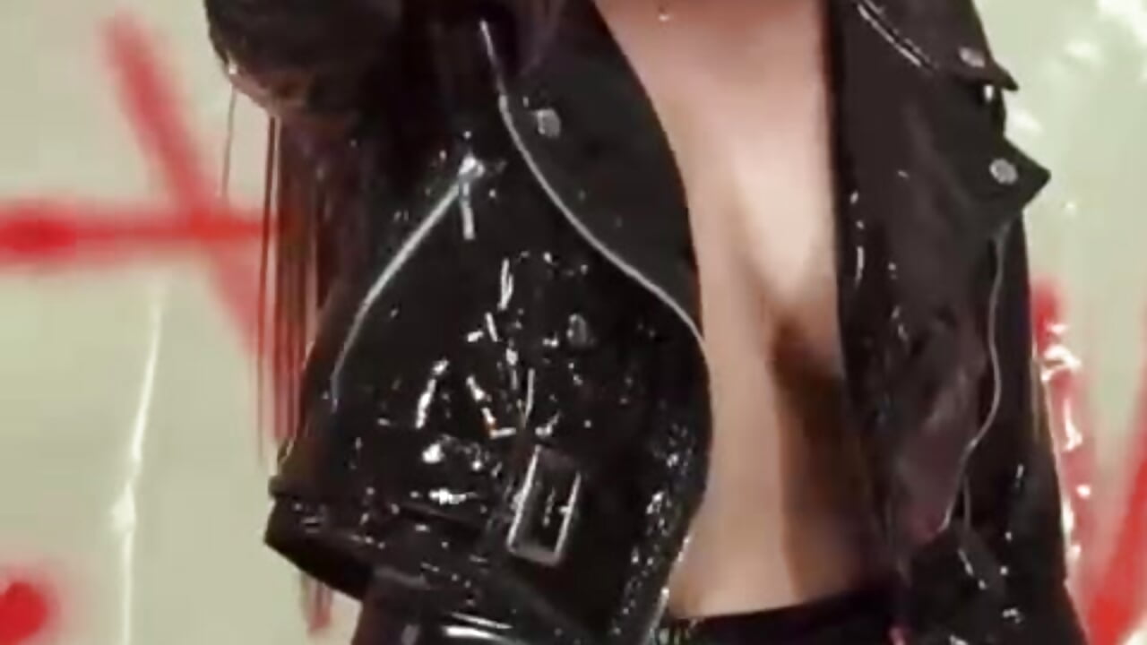 Bad Girl - video by _noahjones cam model