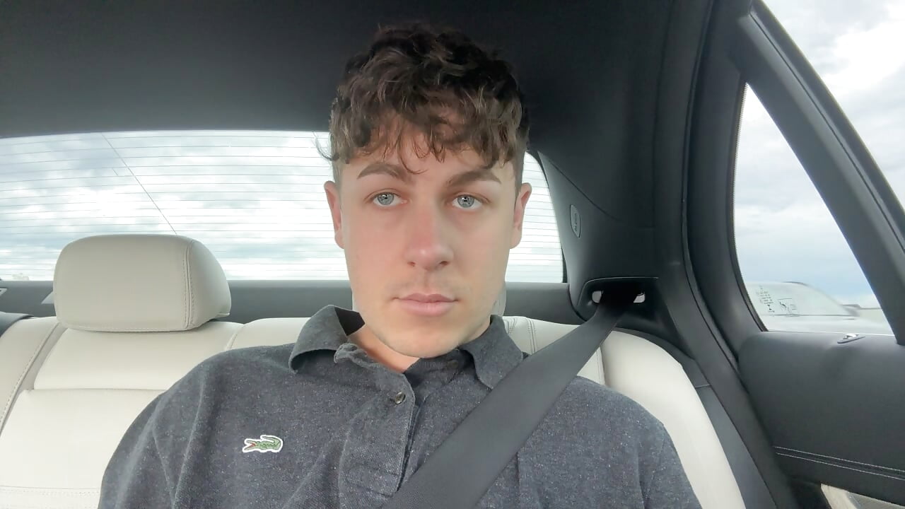 Ups! - video MyStrangeAddiction kameramallilta