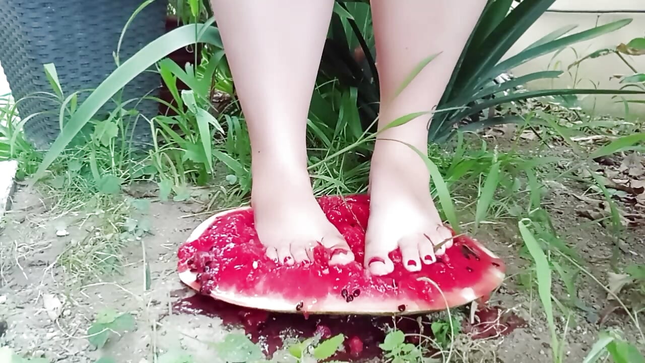 foot fetish Barefoot Girl Crushes Ripe Watermelon | Extreme Feet Crush