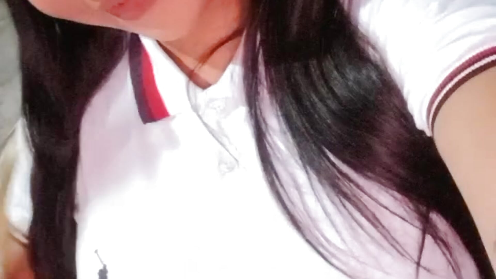 VID_68530712_025202_107