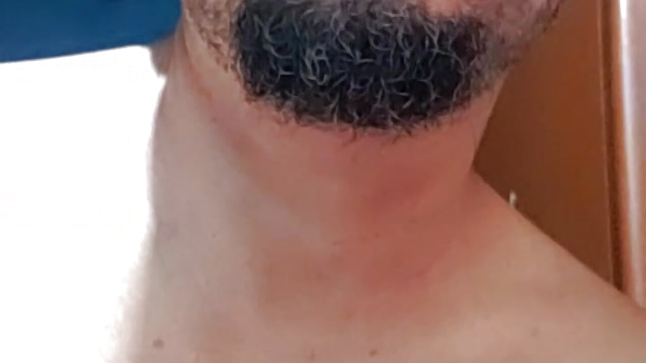 [13 Oct 01:42] Public Show - video by Cris29_84 cam model