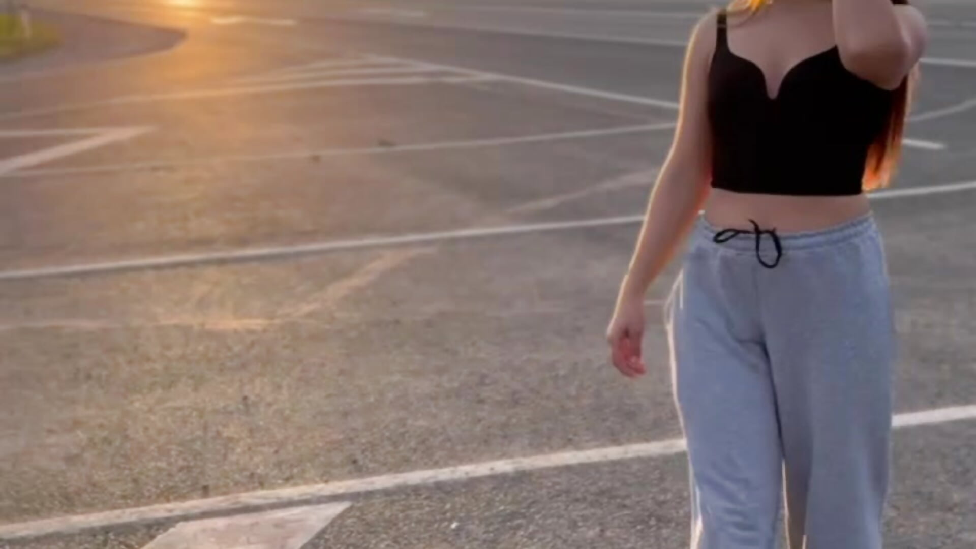 💋💋💋 - video by CamillaLarson cam model