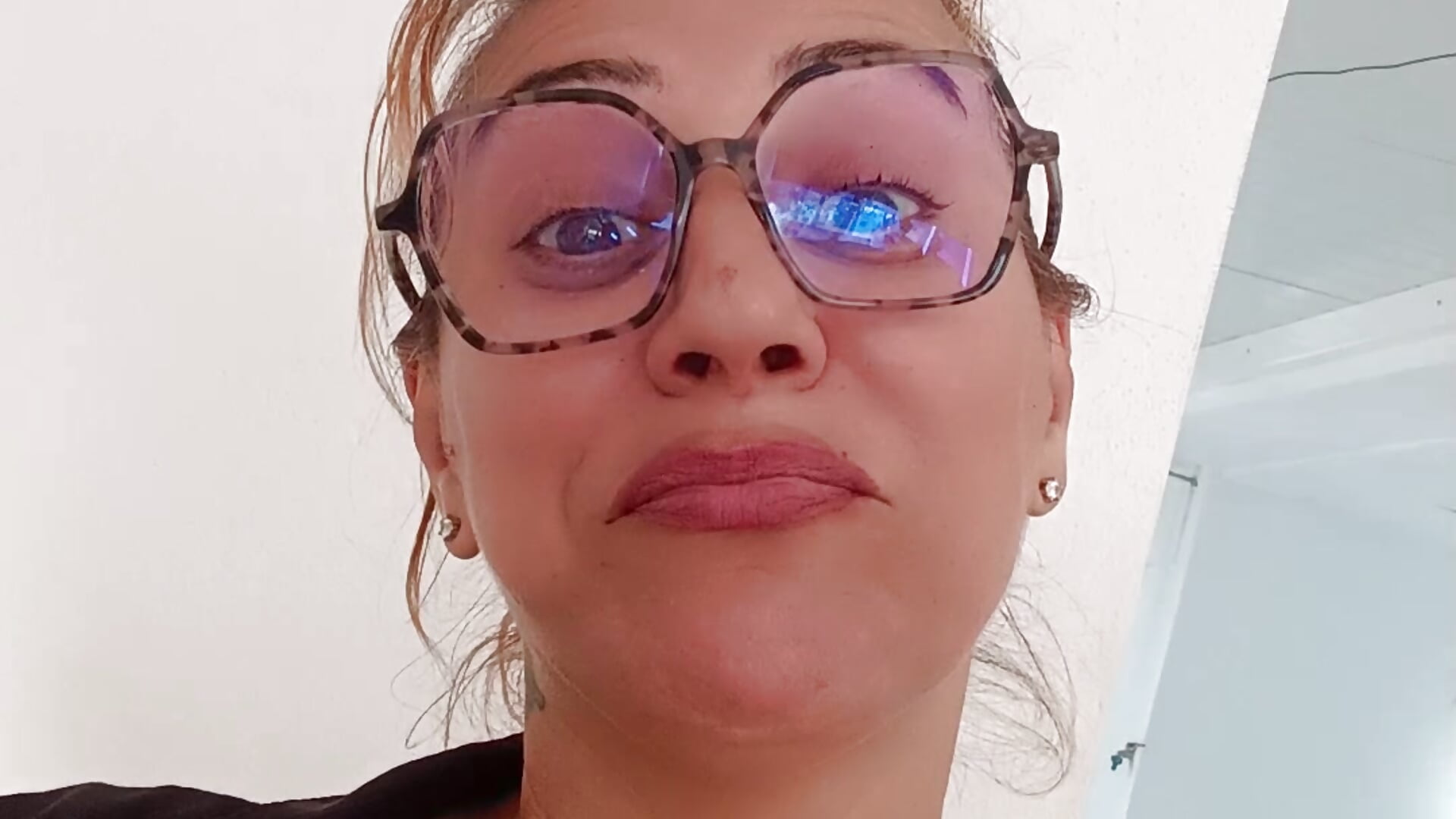 2025-04-17-183045222 - video by EvilBeba cam model