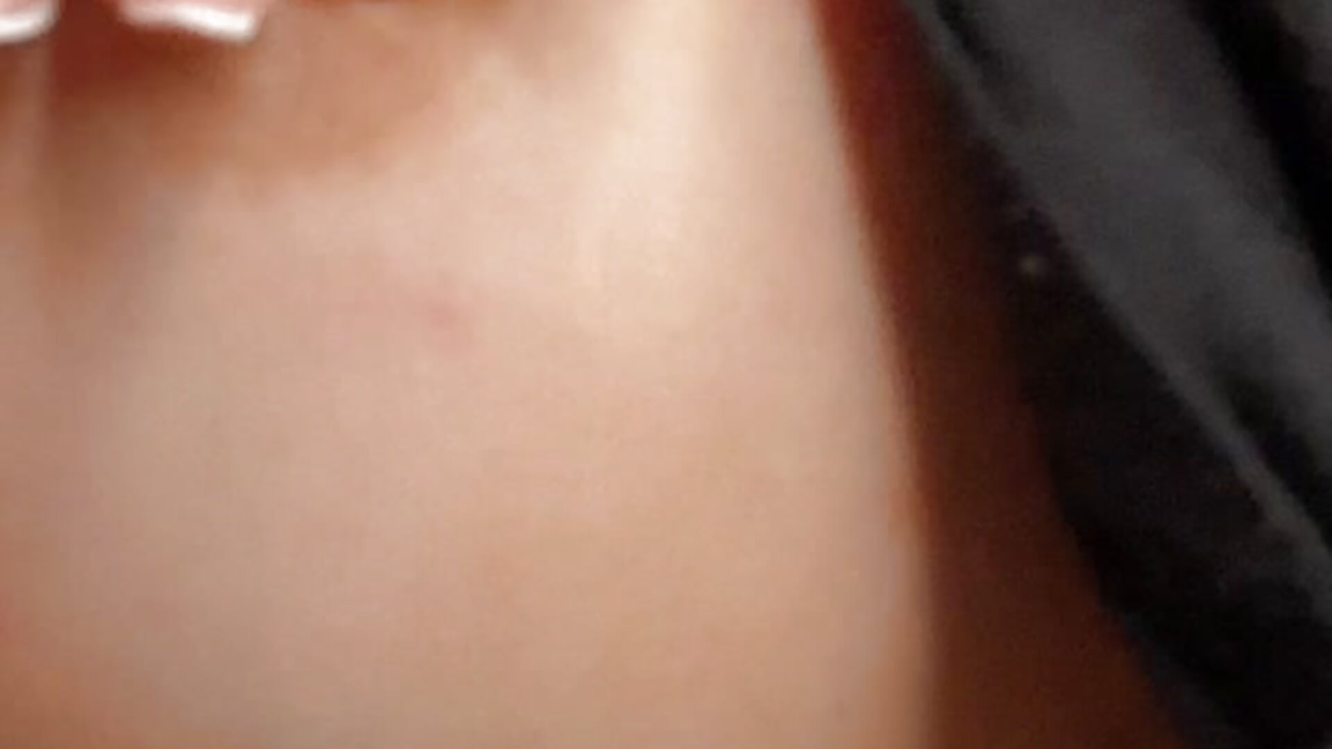 Tease my nipples:P - vídeo de la modelo de cam ReyaSophia