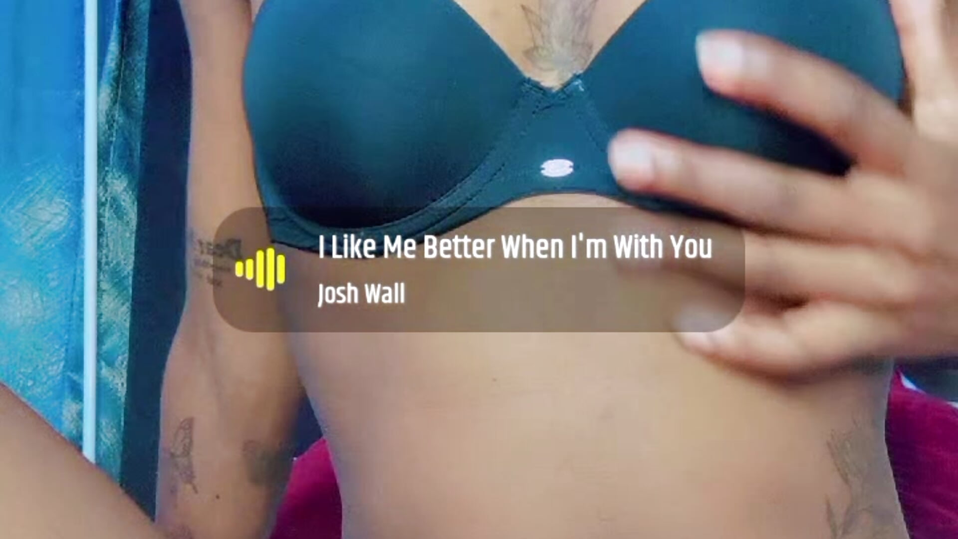 Hot boddie - video by sweetblackbeauty001 cam model