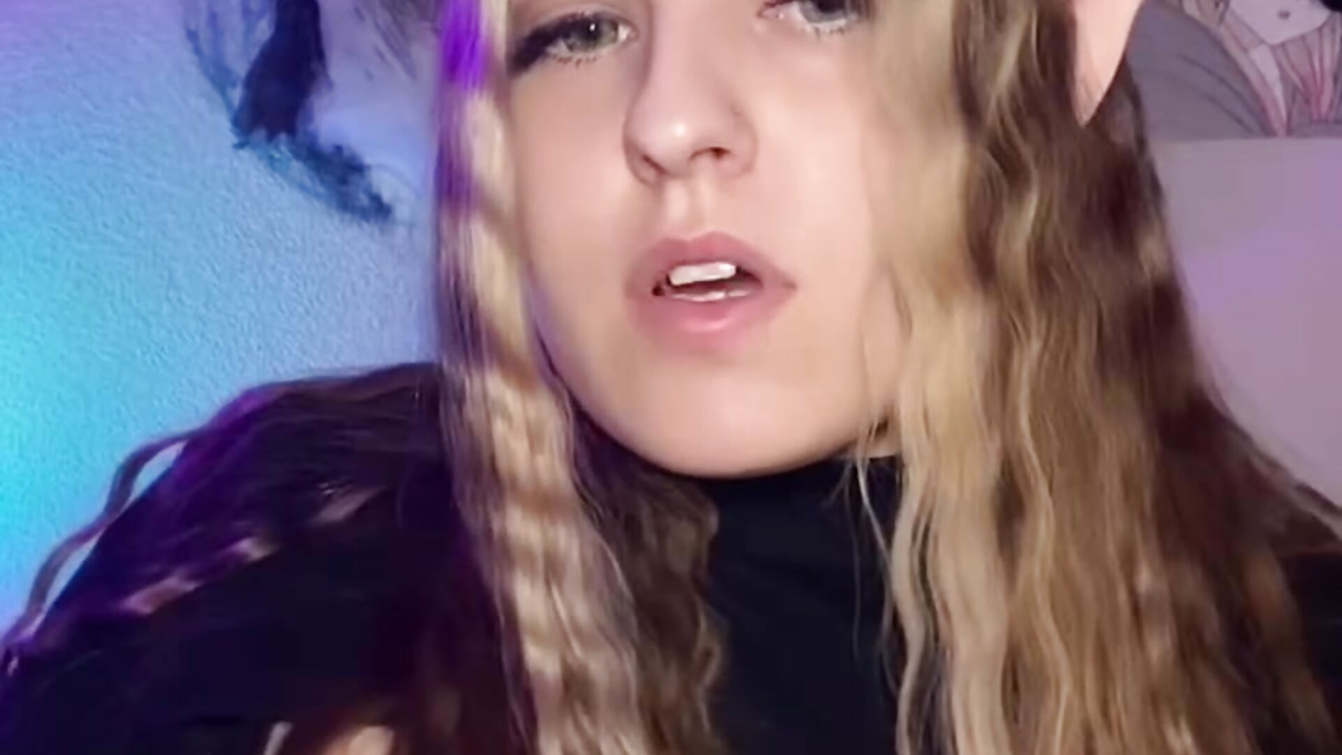 Pretty 🧝‍♀️ - video by Wakayama_Akae cam model