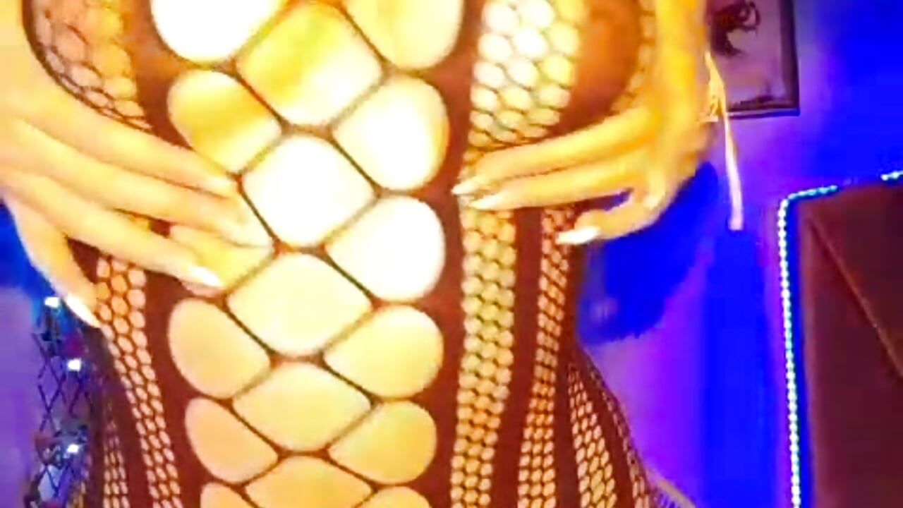 Hi my love would you like to see my ass - fluffy_peit16 adlı kamera modelinin videosu