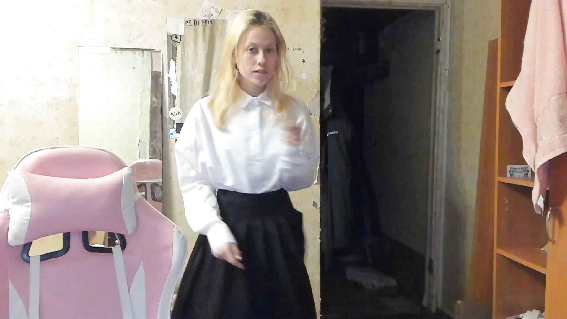 Look at me - video by Silly__Milly cam model