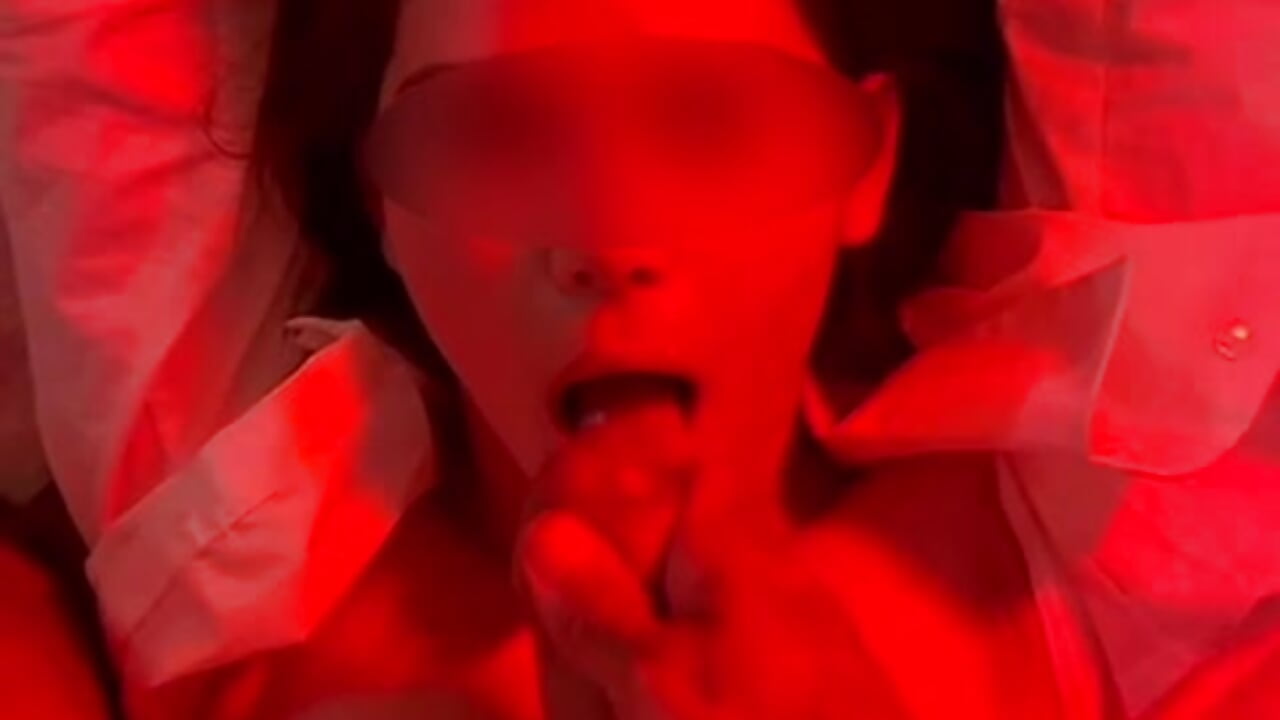 Ejaculation faciale - video by Lovely__natasha cam model