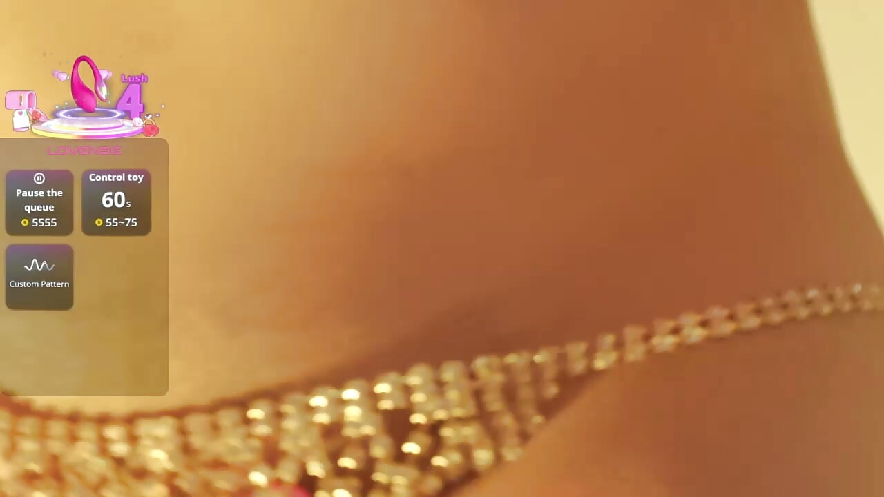a little temptation in gold 💰💰