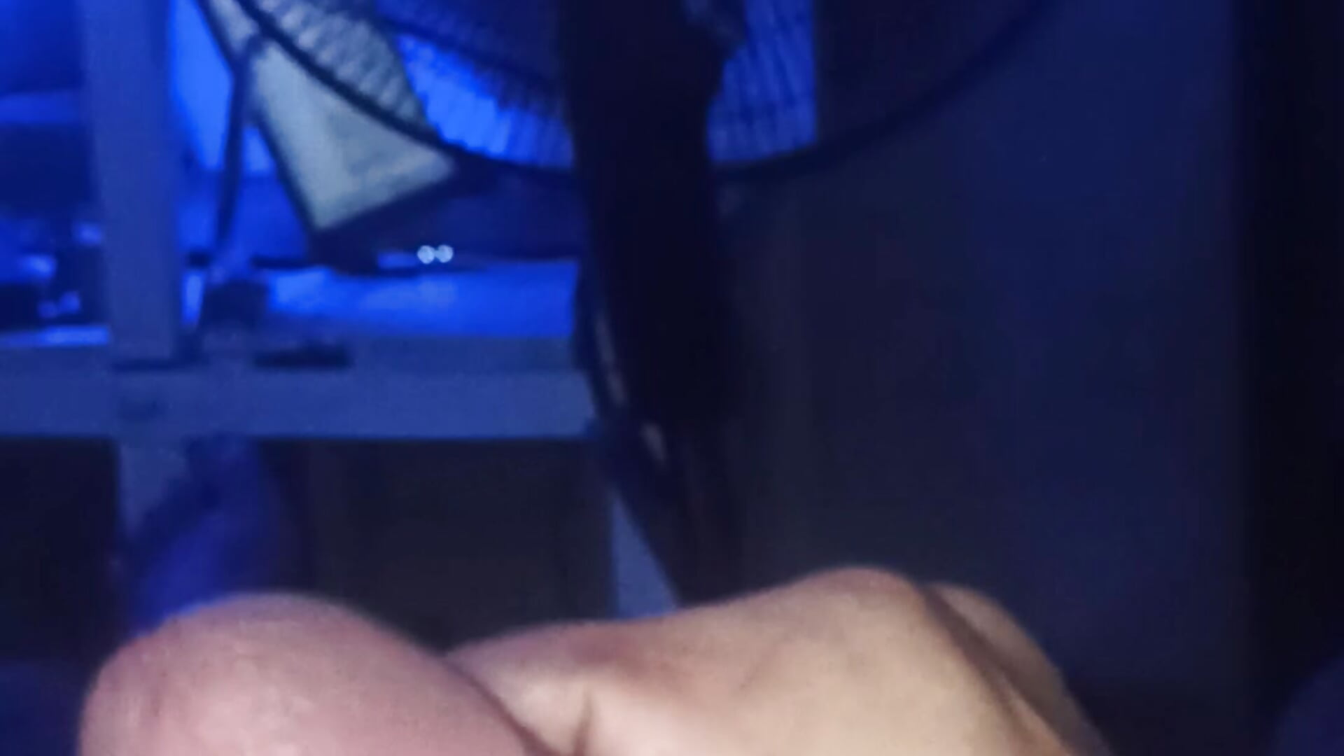 Jugando con mi banana 😅🔥 3minutos - video by xinefablex cam model