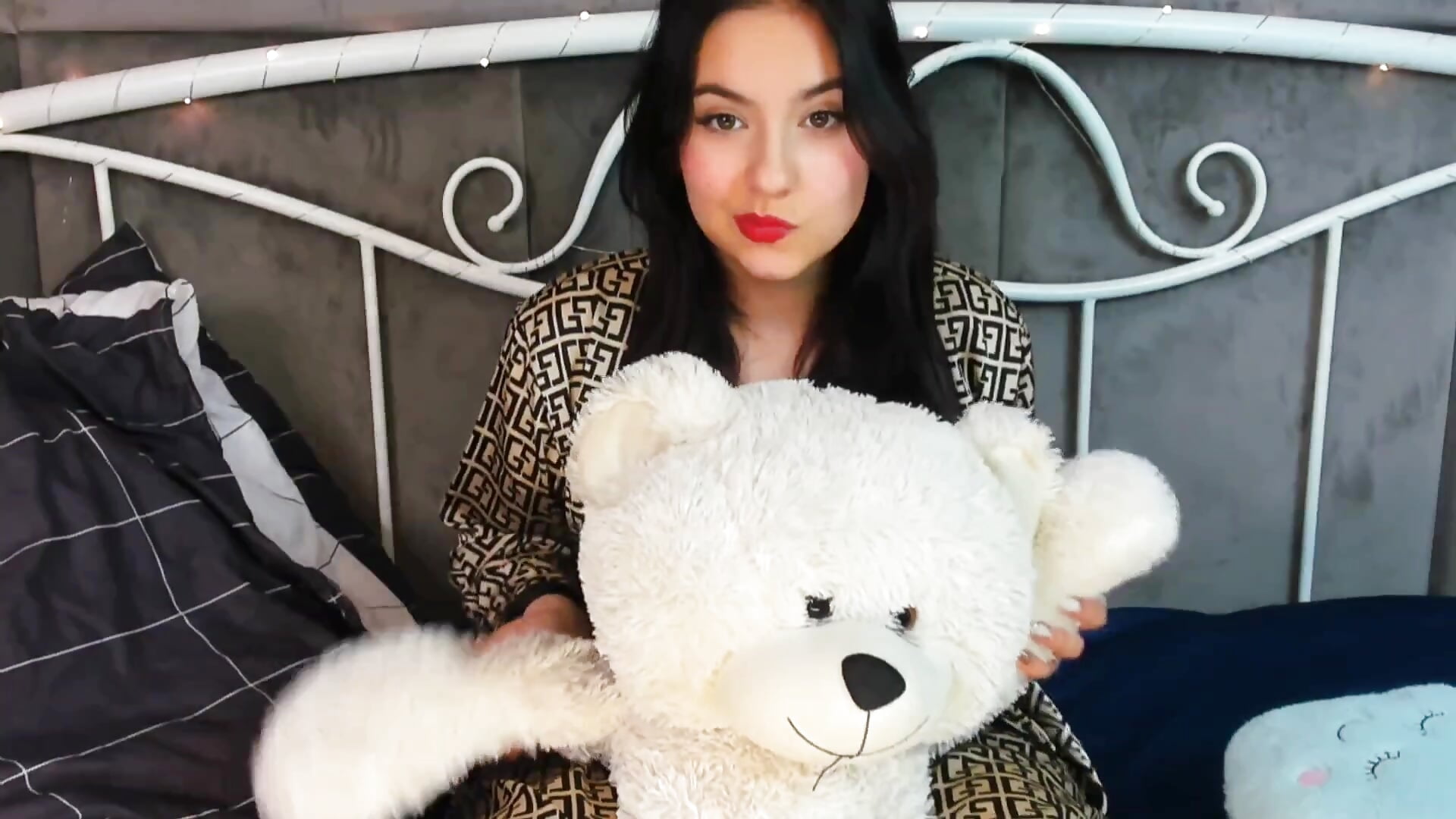 Your hot girl ♥ - video by ProjectMia cam model