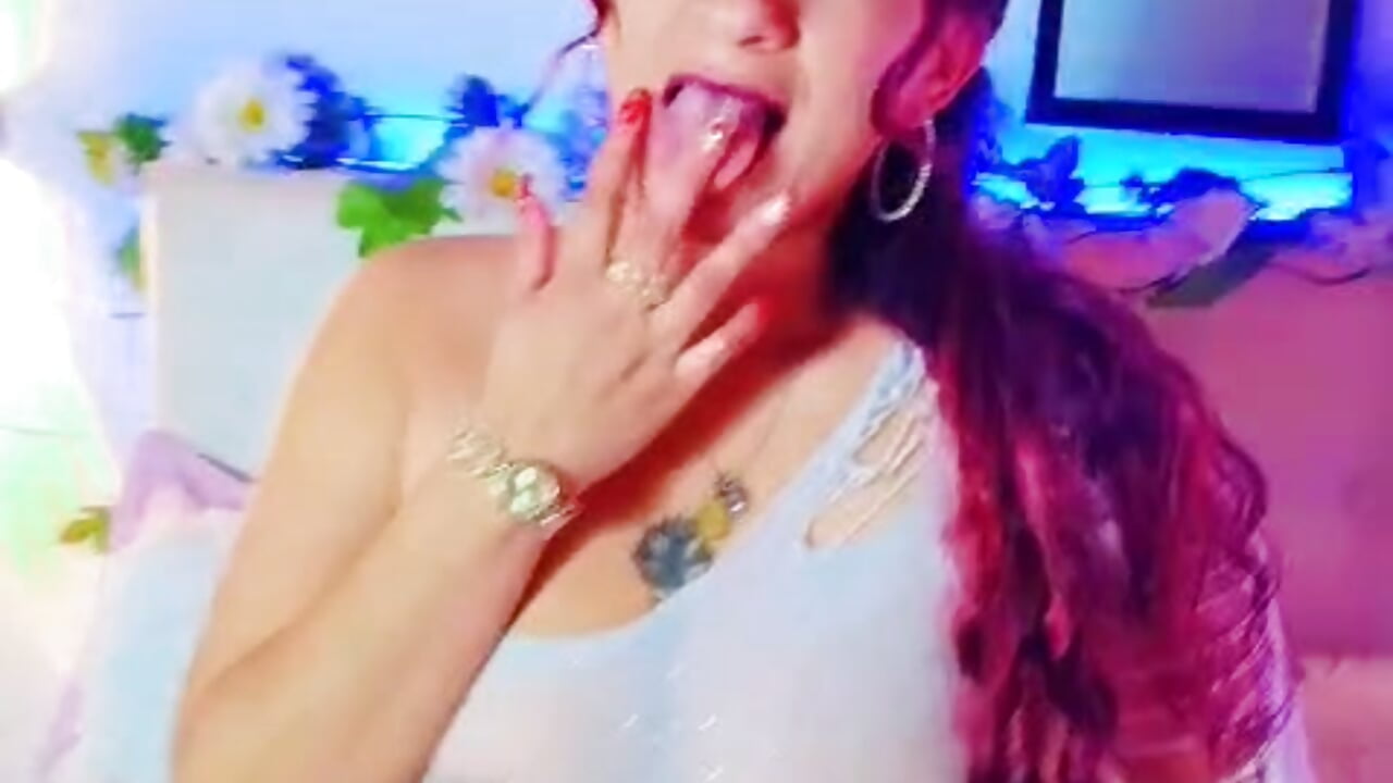 I find me to have it in my mouth - 視頻由 noa__01 主播提供