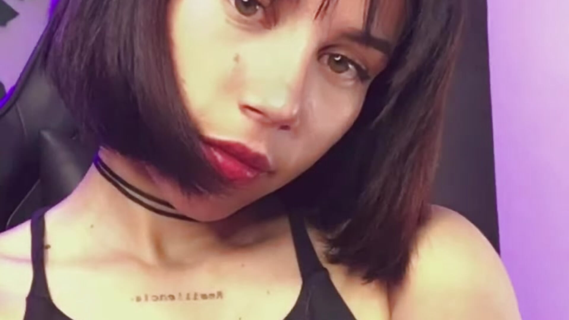 Meee – видео вебкам-модели daycass_