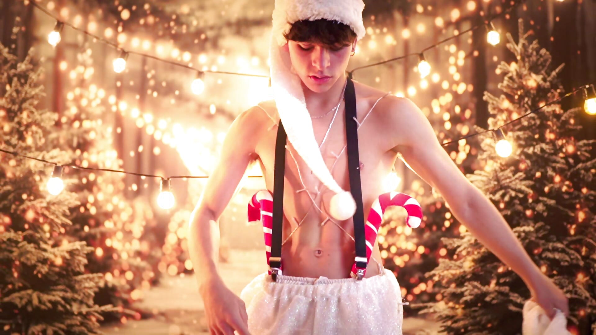 Merry Christmas🎄🎄 - فيديو من Luke_Howland موديل الكام