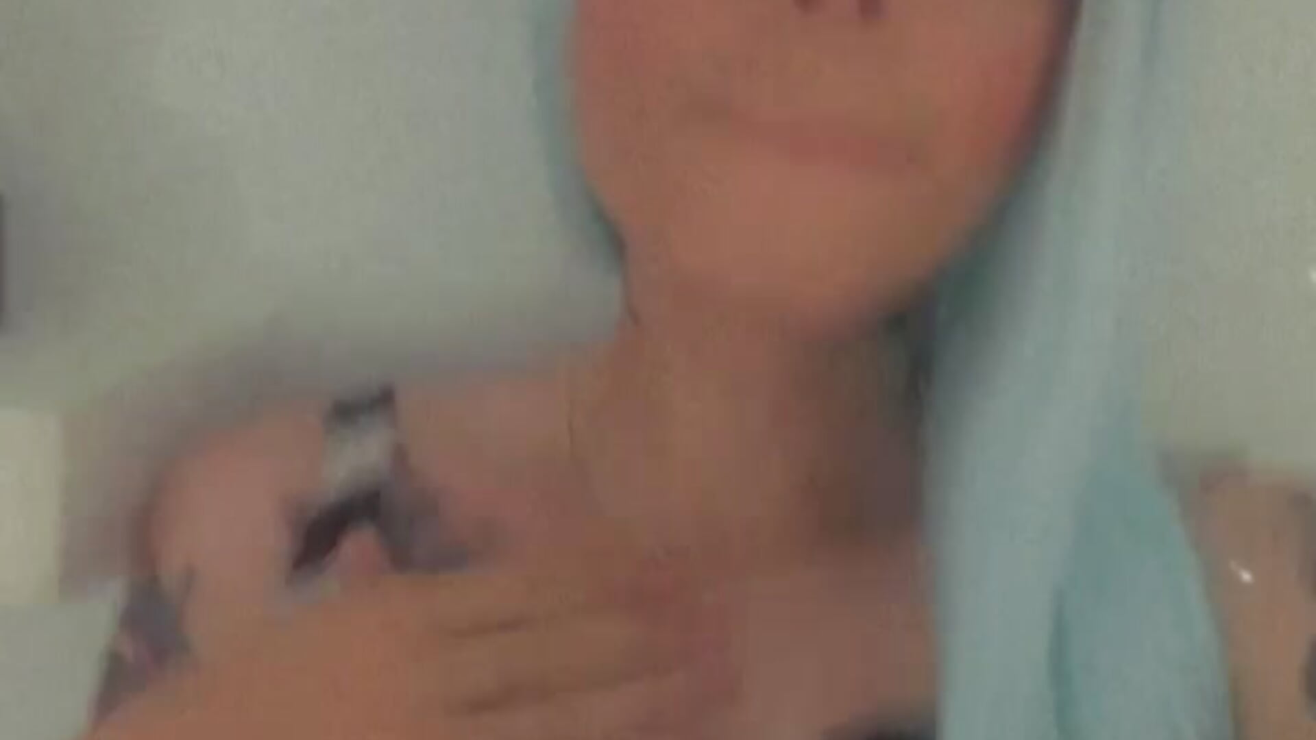 A petite girl with 9 inches of cock π€€ - video by mistres_sammy cam model