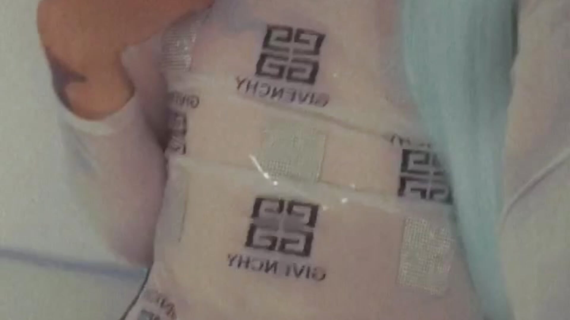 Jerking my big cock π€€ - video by mistres_sammy cam model
