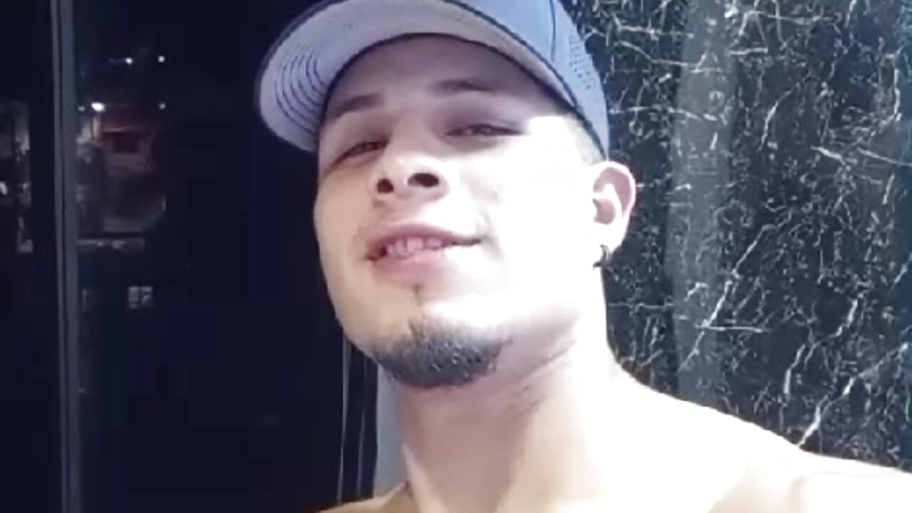 WhatsApp Video 2024-02-02 at 12,08,45 PM - video oleh taurus_boy1 kamera model